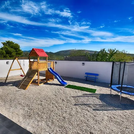 Renjeland Feriehus Šibenik