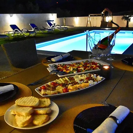 Renjeland Holiday home *