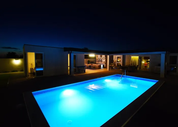 Renjeland Holiday home *